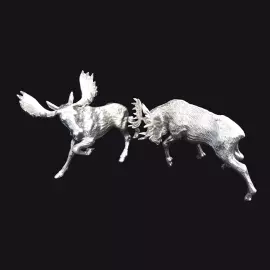 Скульптура "Олени"